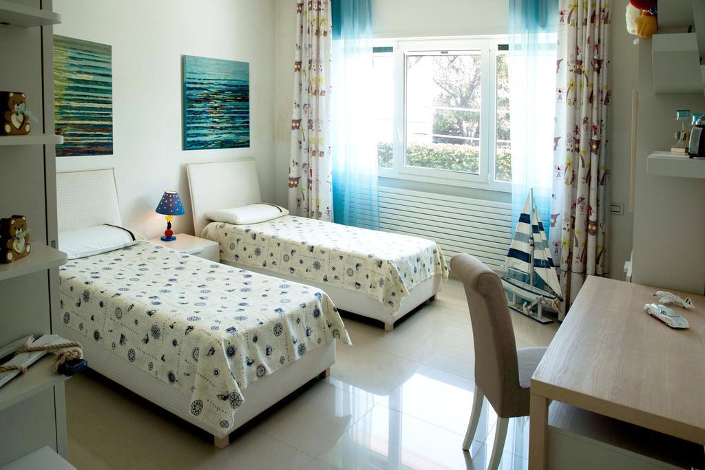 Villa Sapore Di Sale Алисте Екстериор снимка